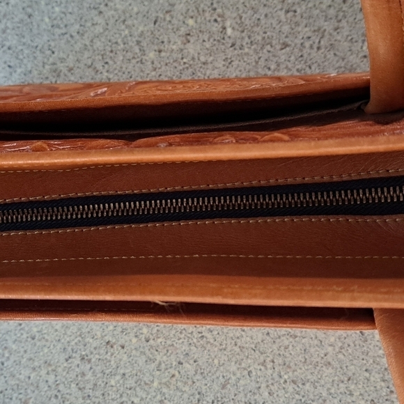 Mont-Abur vintage tooled leather rose & toreador bull purse leather shoulder bag - Picture 9 of 16